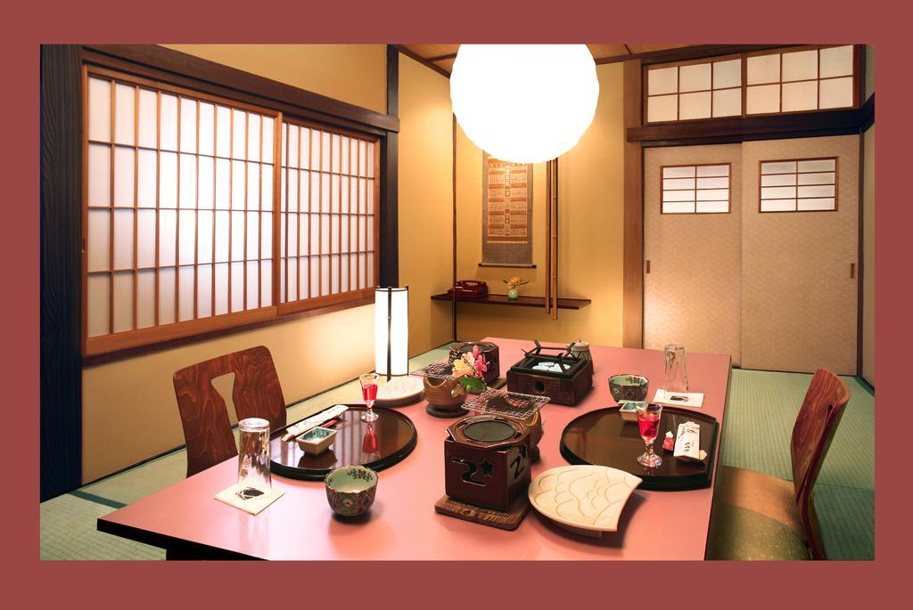 Ekinariya Ryokan Kusacu Exteriér fotografie