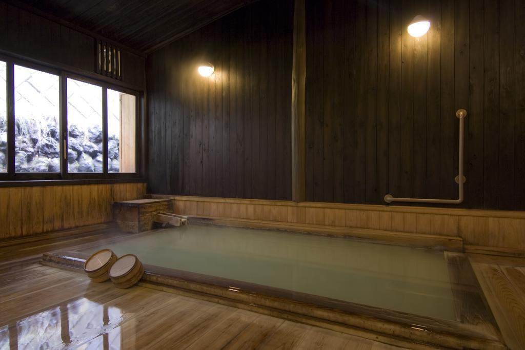 Ekinariya Ryokan Kusacu Exteriér fotografie